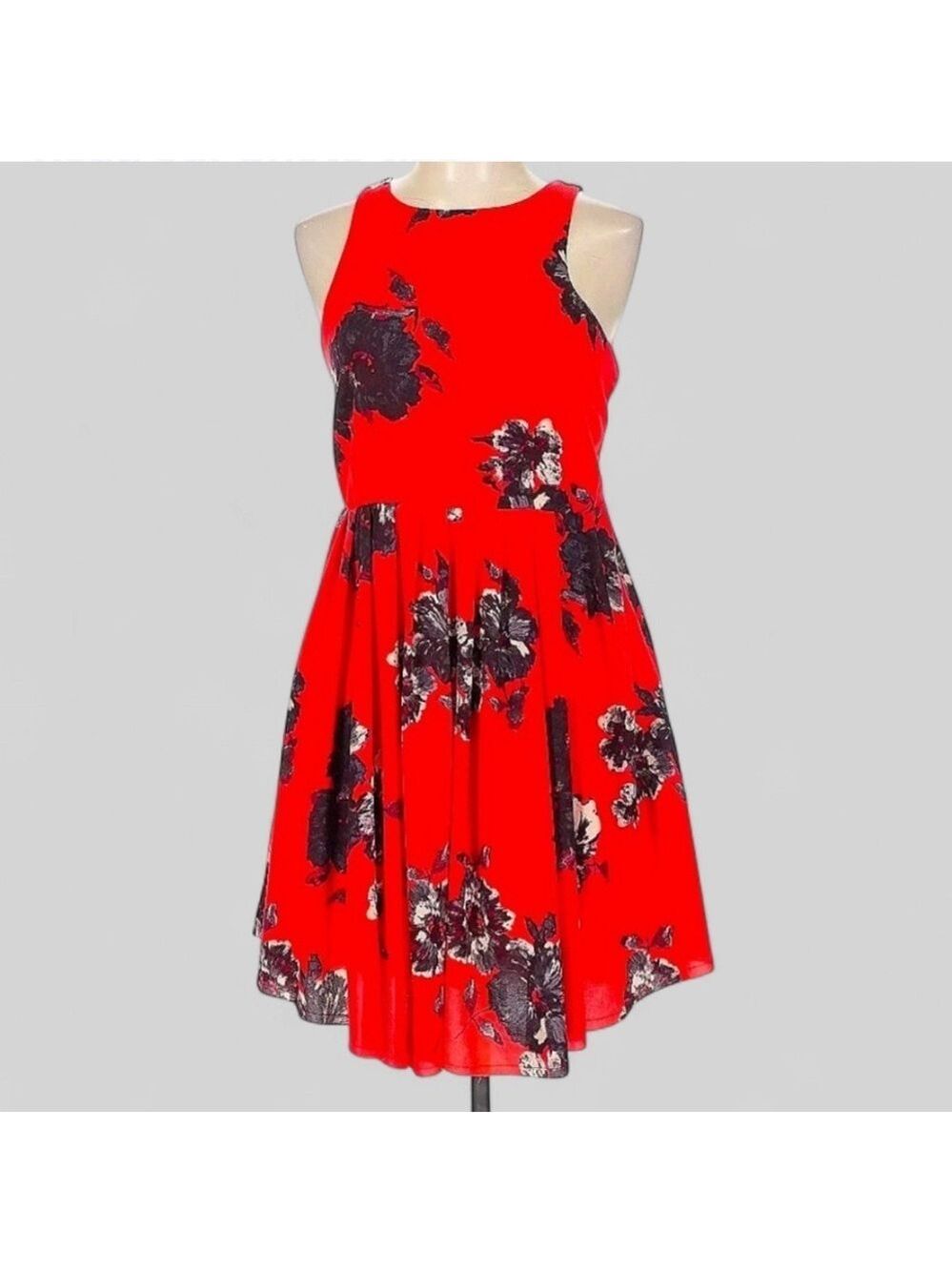 FREE PEOPLE- Cherry Red Floral Mini Dress-Size 2 Flutterby style-EUC - Picture 4 of 12
